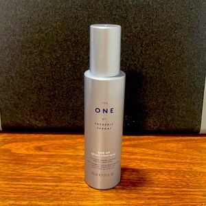 Lift and volume spray by frederic fekkai